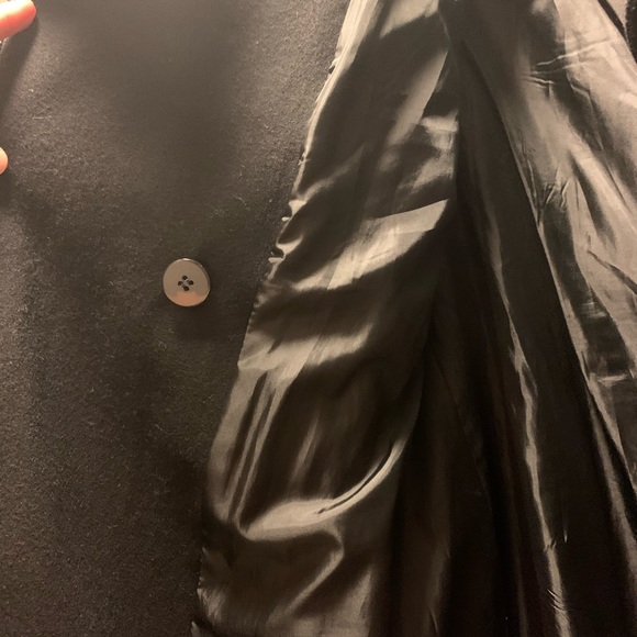 Coat - Picture 5 of 8